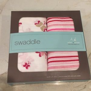 Aden + Anais 2 pack swaddle